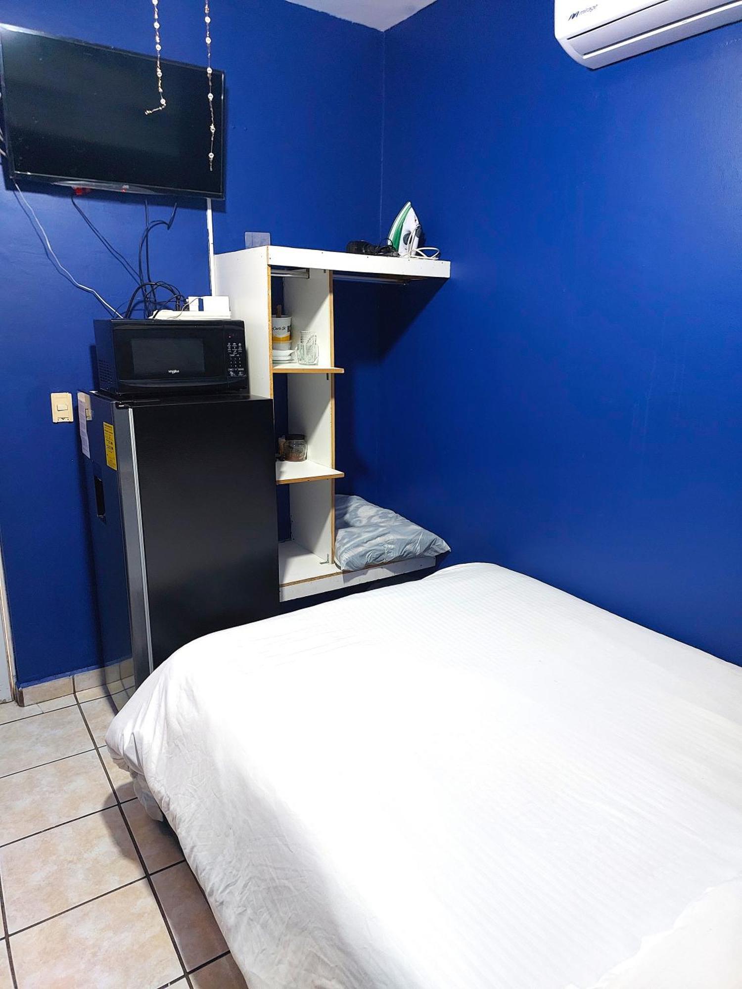 Habitacion 11 Independiente Con Mucha Privacidad ,Cerca Del Consulado , Cas , A 200 Mts Del Vado Del Rio Hermosillo Eksteriør billede